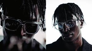 BLACK & GOLD FRAMES
