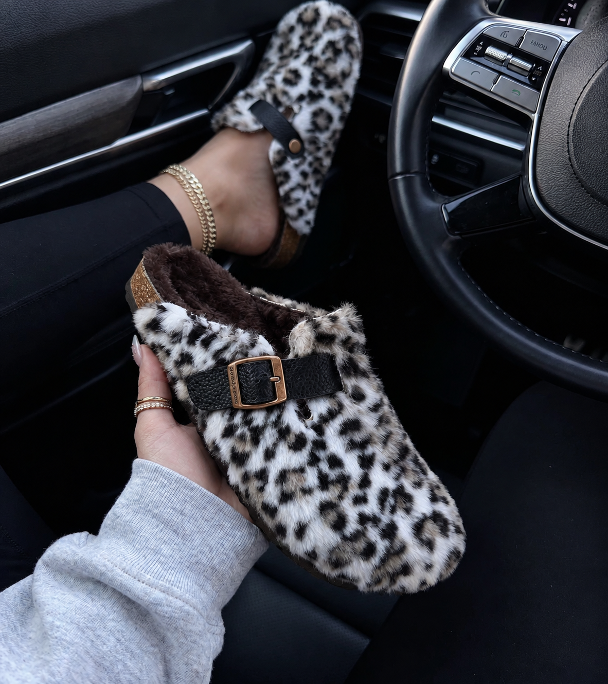 Arcadia Leopard Fur Clogs