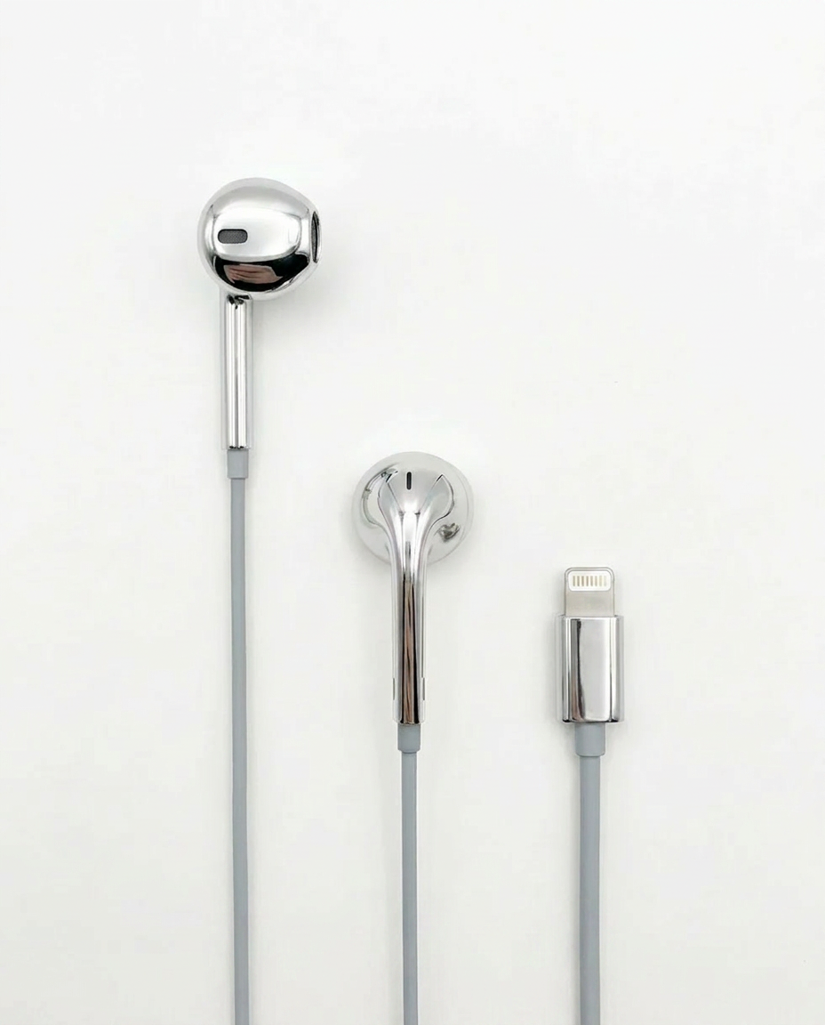 Chrome Wired Earbuds mirror finish – Arcadia Row