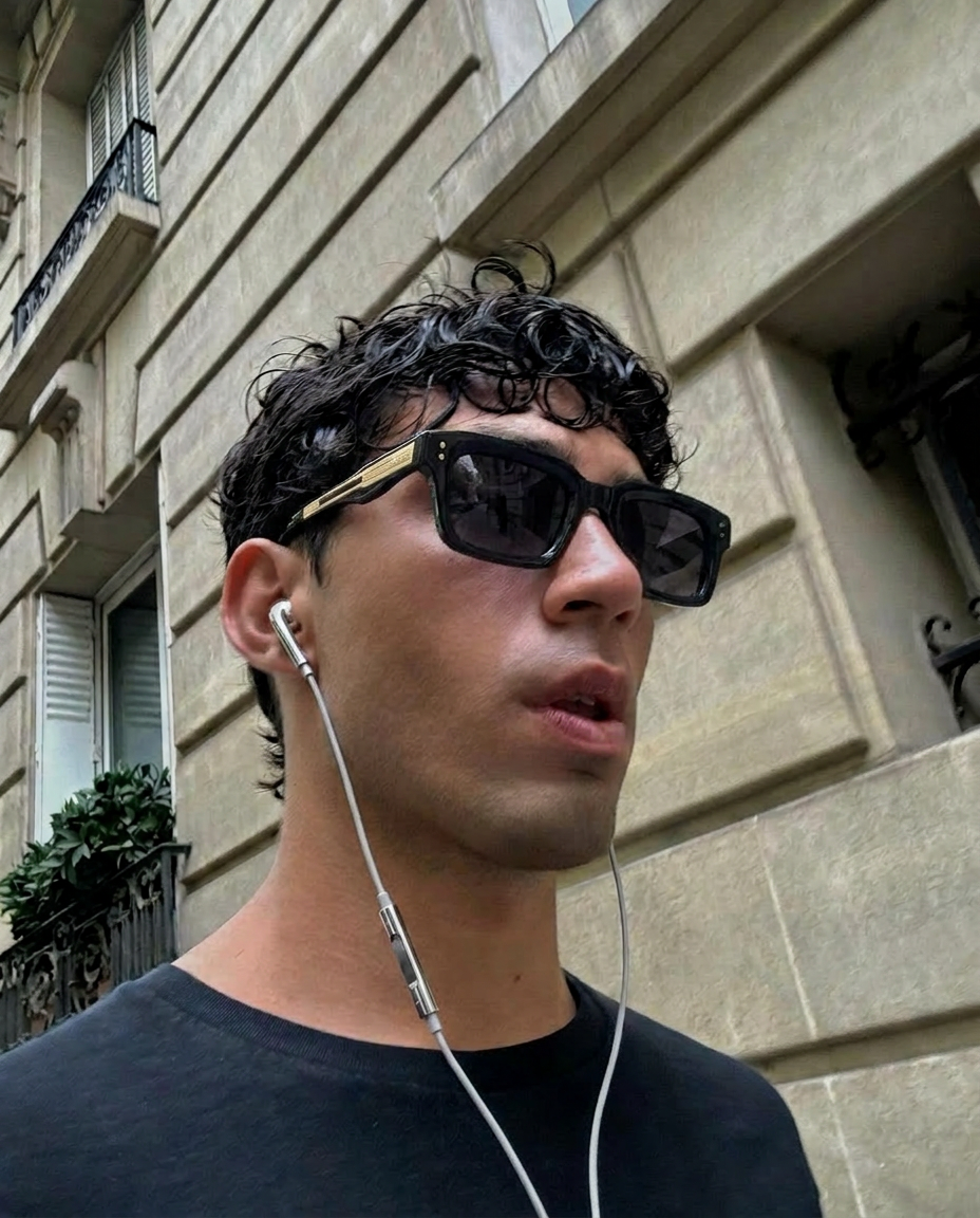 Chrome Wired Earbuds mirror finish from Arcadia Row